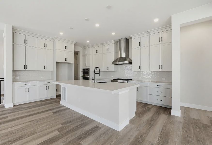 Homesite 7 Kitchen - 7 of 18
