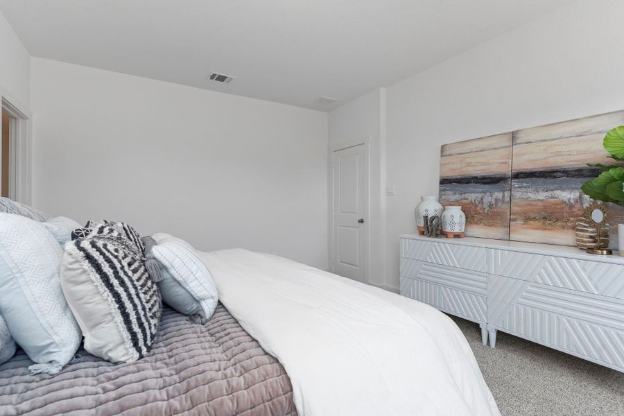 Furnished interior view inside a new home in Emberly, Beasley (Image 29).