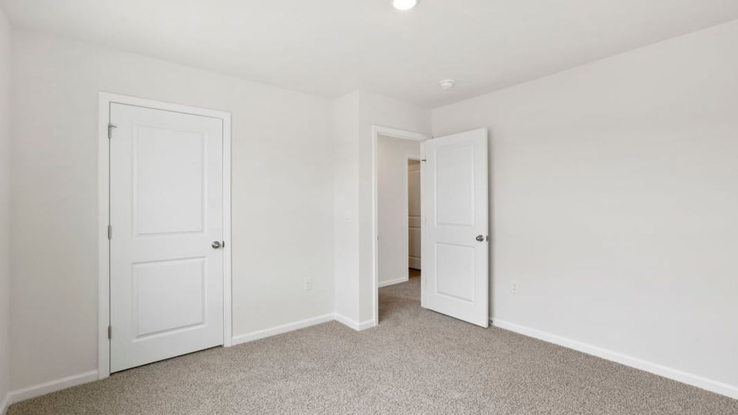 Spacious, unfurnished interior of a new home in Treemont Commons, Wellford (Image 33).