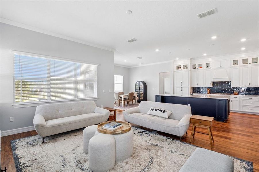 Furnished interior view inside a new home in Del Webb Minneola, Minneola (Image 4).