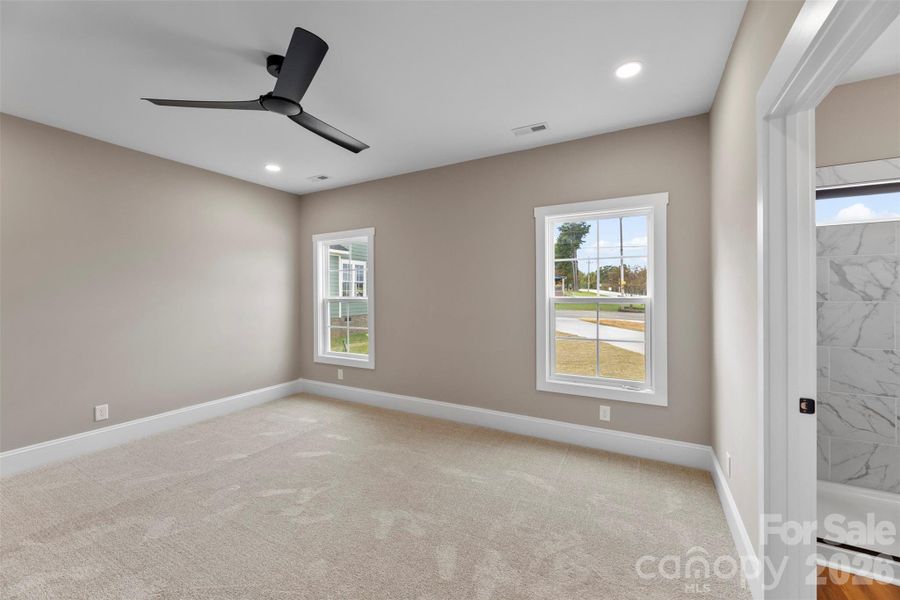 Spacious, unfurnished interior of a new home in , Kings Mountain (Image 34). Spacious, unfurnished interior of a new home in , Kings Mountain (Image 34).