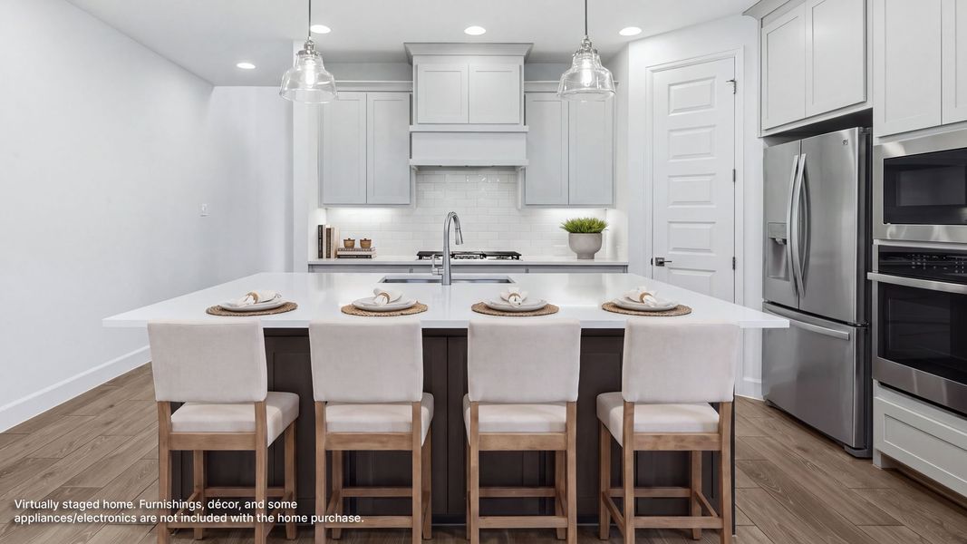 Furnished interior view inside a new home in Eliana, McKinney (Image 4).