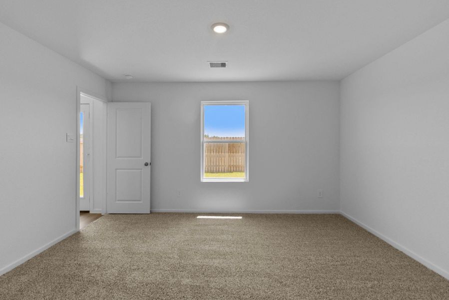 Spacious, unfurnished interior of a new home in Sunset Valley, Hockley (Image 14).