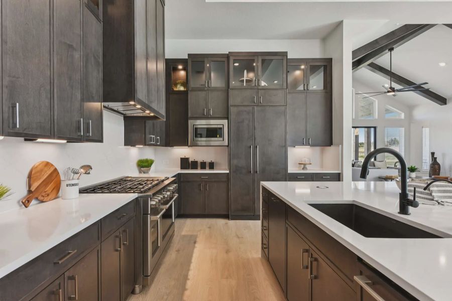 Representative furnished interior of a home built from the Franklin by Chesmar Homes in Feathergrass, Fulshear (Image 10).
