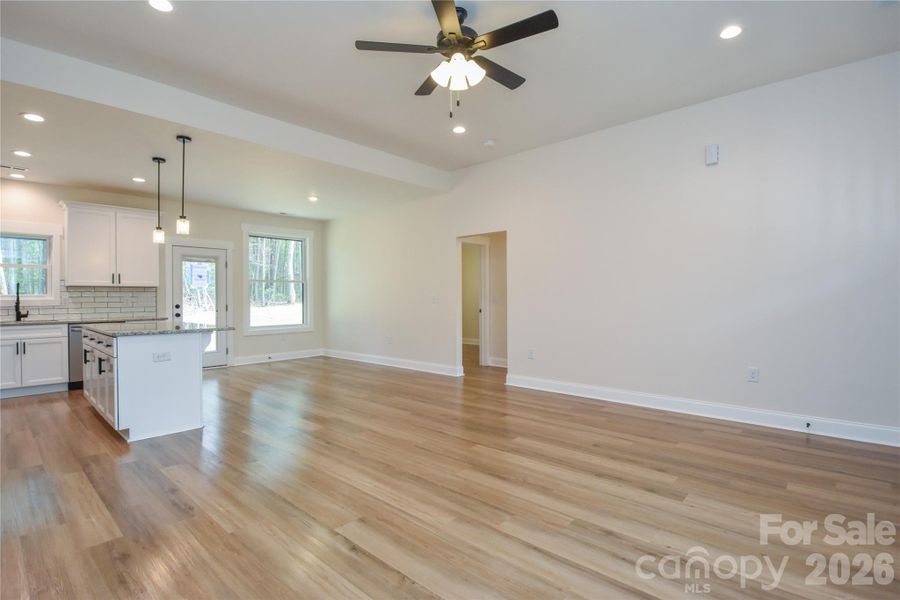 Spacious, unfurnished interior of a new home in , Catawba (Image 13).