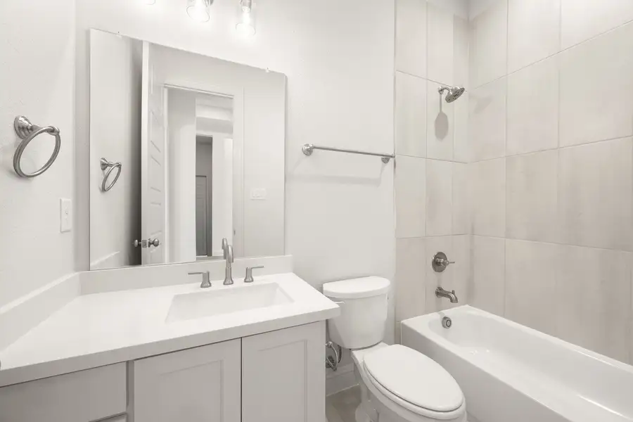 Furnished interior view inside a new home in BridgeWater - Phase 1, Midlothian (Image 11).