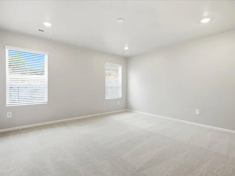 Spacious, unfurnished interior of a new home in Paint Brush Hills, Peyton (Image 13).