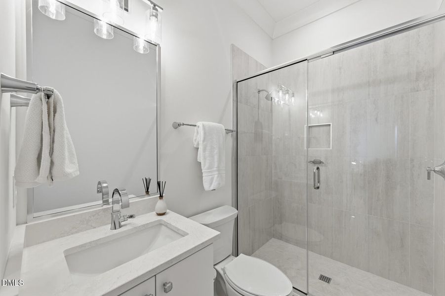 2812 theresa eileen way-45