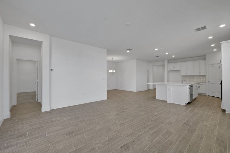 4br New Home in Apopka, FL.  - Slide 24