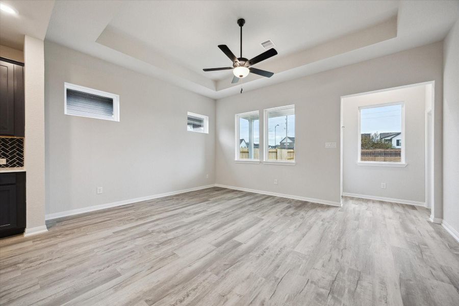Spacious, unfurnished interior of a new home in Elyson, Katy (Image 25).