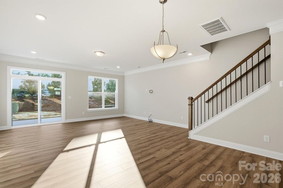 Spacious, unfurnished interior of a new home in Harrisburg Village, Harrisburg (Image 18).