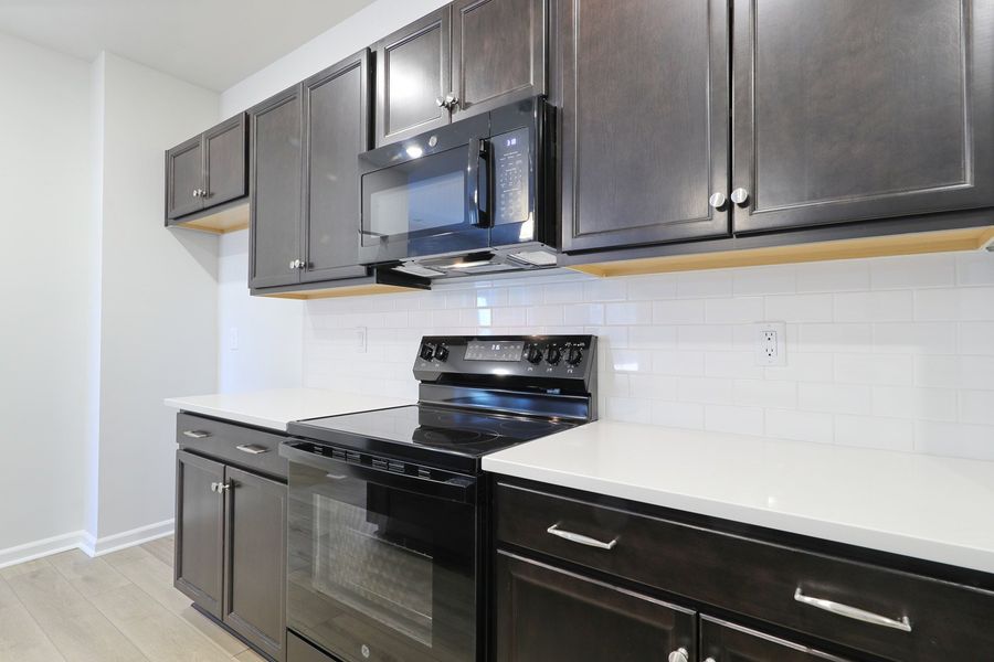 Furnished interior view inside a new home in Hainer Place, Conway (Image 8).