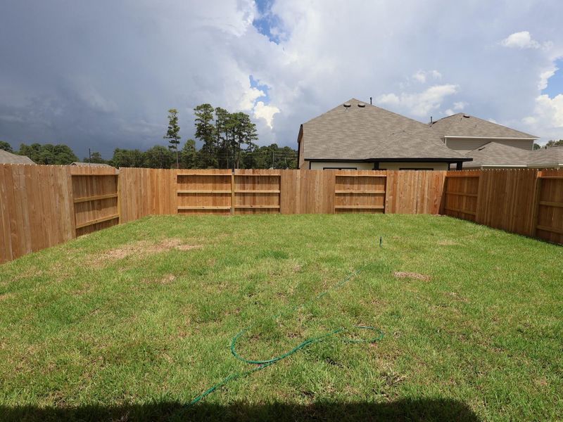 Front exterior of a new home in Indian Springs, Crosby, TX, highlighting curb appeal (Image 15).