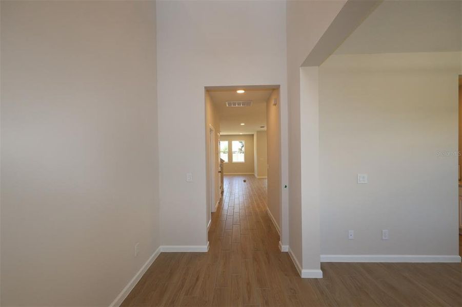 Spacious, unfurnished interior of a new home in Bay Lake Farms, St. Cloud (Image 6). Spacious, unfurnished interior of a new home in Bay Lake Farms, St. Cloud (Image 6).