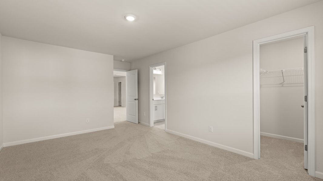 Representative unfurnished interior of a home built from the Westerly by D.R. Horton in Hamptons at Riverwood East, Dallas (Image 27).