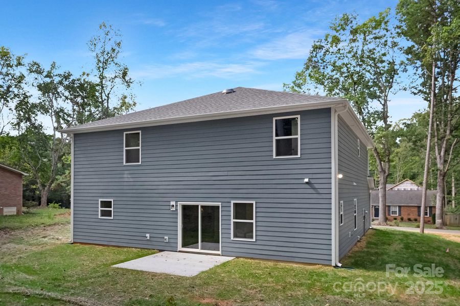 Exterior details and patio area of a home in , Waxhaw (Image 3).