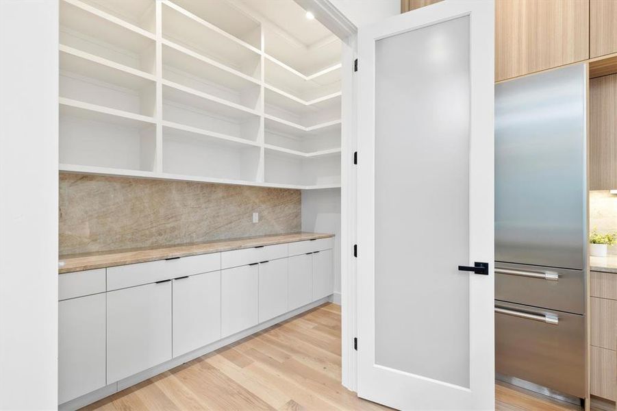 Pantry & Storage!