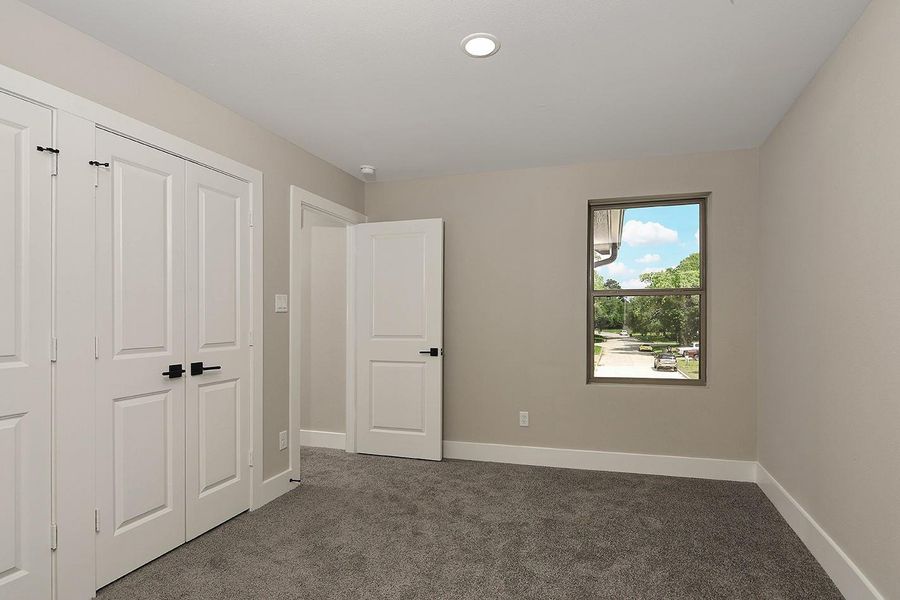 Spacious, unfurnished interior of a new home in , Spring (Image 18).