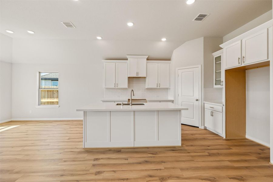 Furnished interior view inside a new home in River Ranch, Dayton (Image 6).