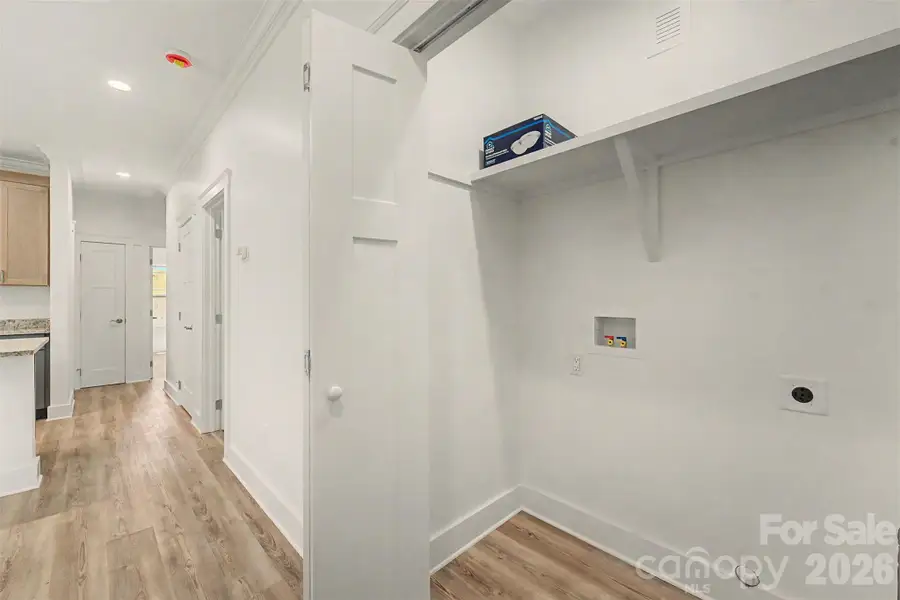 Spacious, unfurnished interior of a new home in , Waynesville (Image 14).