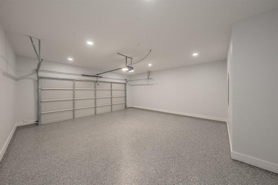 Spacious, unfurnished interior of a new home in , Dallas (Image 30). Spacious, unfurnished interior of a new home in , Dallas (Image 30).