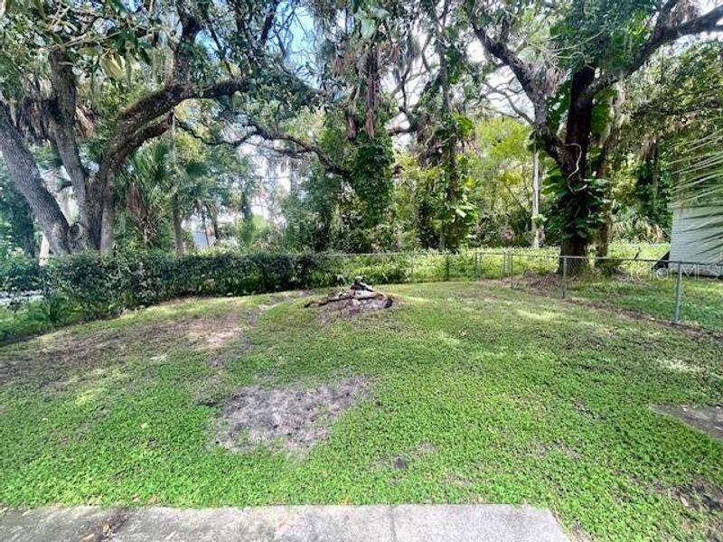 Image 16 of a home in .