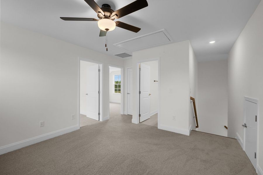 Spacious, unfurnished interior of a new home in Carothers Farms, Nolensville (Image 18).