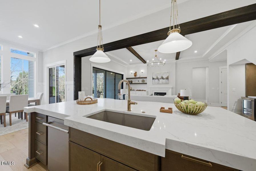 Natural Light with Mitred Countertop fac