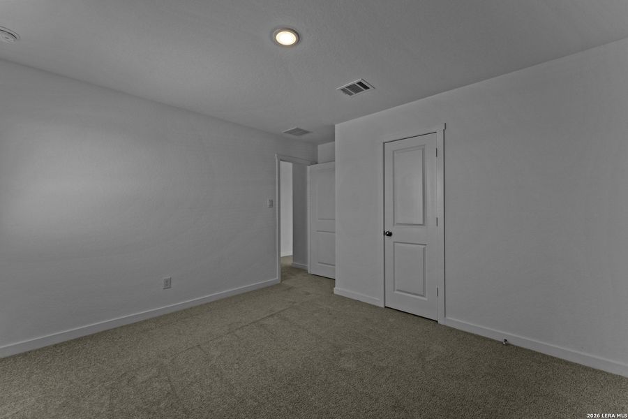 Spacious, unfurnished interior of a new home in Waterwheel, San Antonio (Image 24).