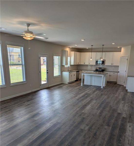 Spacious, unfurnished interior of a new home in , Auburn (Image 19).