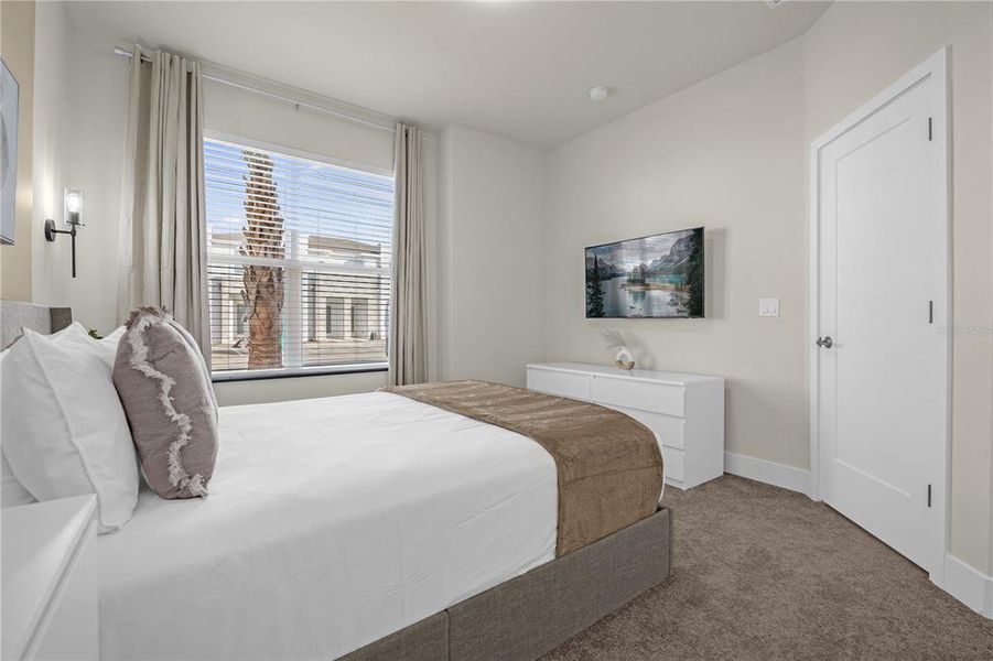 Furnished interior view inside a new home in , Clermont (Image 10).