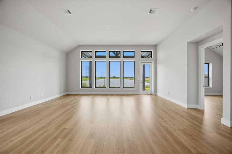 Spacious, unfurnished interior of a new home in Ellwood, Iowa Colony (Image 18). Spacious, unfurnished interior of a new home in Ellwood, Iowa Colony (Image 18).