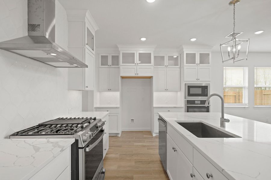 Stunning island kitchen (*Photo not of actual home and used for illustration purposes only.) Stunning island kitchen (*Photo not of actual home and used for illustration purposes only.)