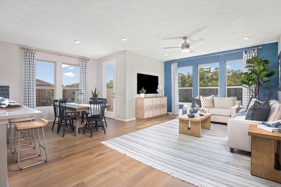 Representative furnished interior of a home built from the 1477 by KB Home in Vida Costera, Texas City (Image 4). Representative furnished interior of a home built from the 1477 by KB Home in Vida Costera, Texas City (Image 4).