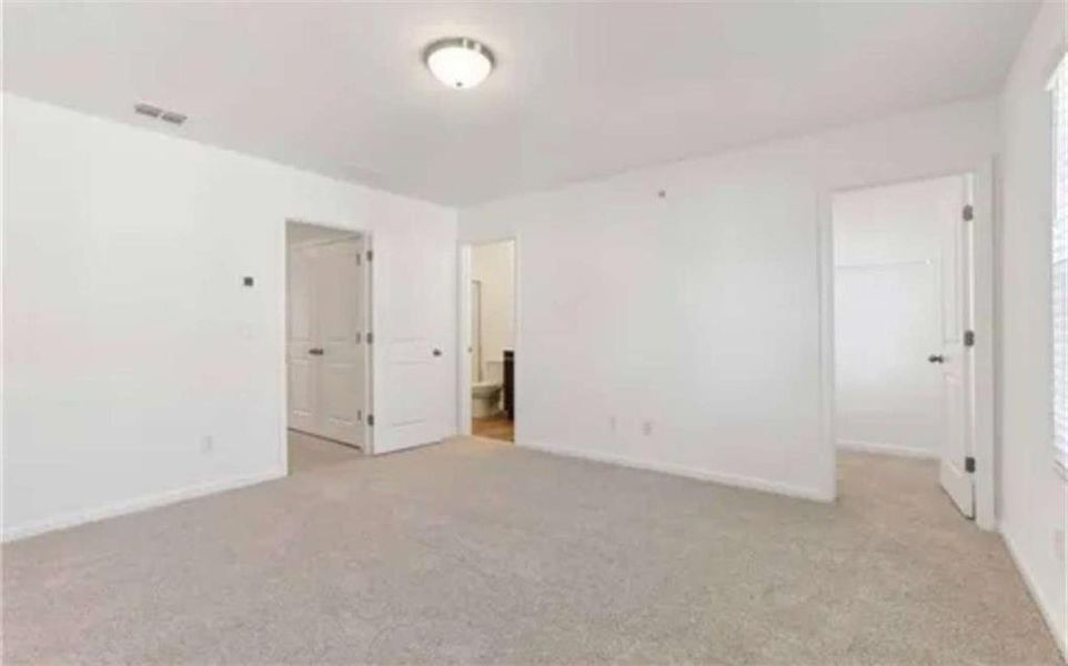 Spacious, unfurnished interior of a new home in , Douglasville (Image 11).