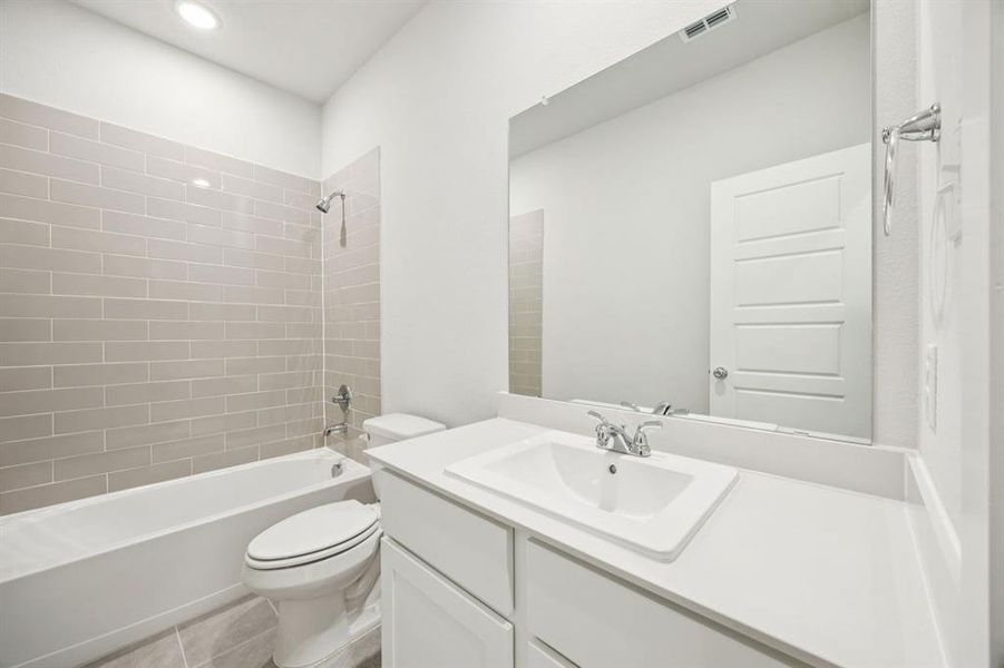 Bathroom in the Masters home plan by Trophy Signature Homes – REPRESENTATIVE PHOTO Bathroom in the Masters home plan by Trophy Signature Homes – REPRESENTATIVE PHOTO