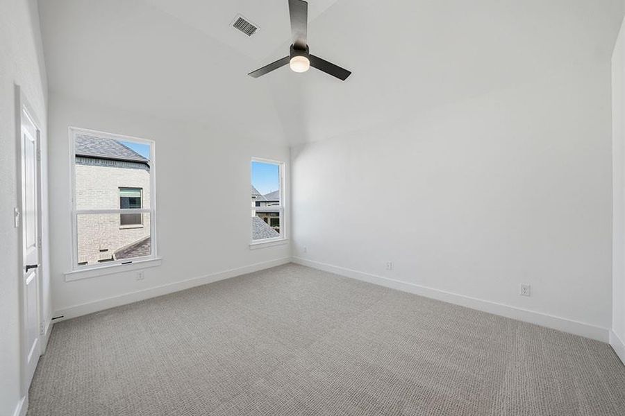 Spacious, unfurnished interior of a new home in Light Farms Graham/Reagan, Celina (Image 25).