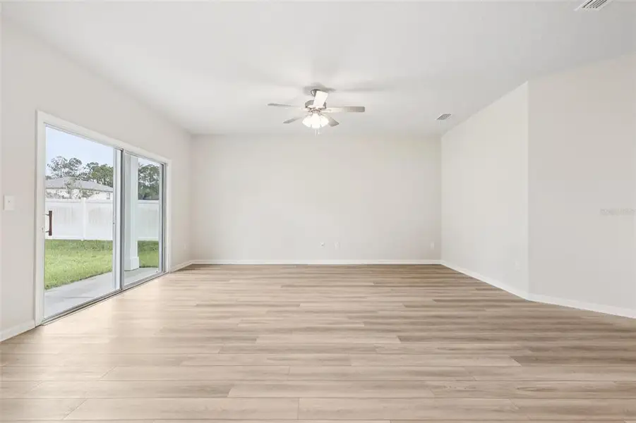 Spacious, unfurnished interior of a new home in , Palm Coast (Image 34).