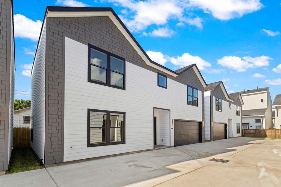Front exterior of a new home in , Houston, TX, highlighting curb appeal (Image 2). Front exterior of a new home in , Houston, TX, highlighting curb appeal (Image 2).