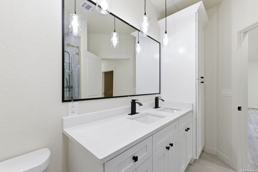 Furnished interior view inside a new home in , Floresville (Image 12).