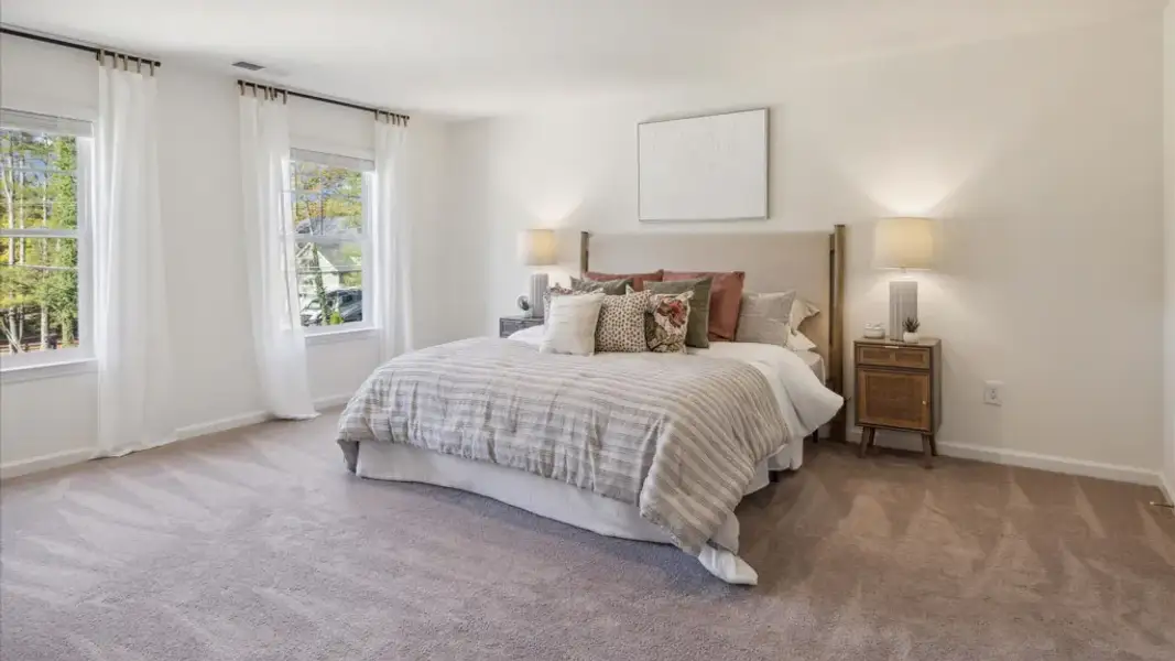 Furnished interior view inside a new home in Reina Vista, Loudon (Image 11). Furnished interior view inside a new home in Reina Vista, Loudon (Image 11).