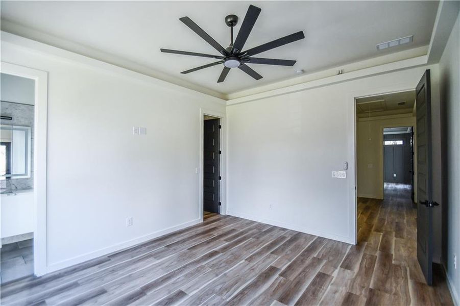 Spacious, unfurnished interior of a new home in , Atlanta (Image 79).