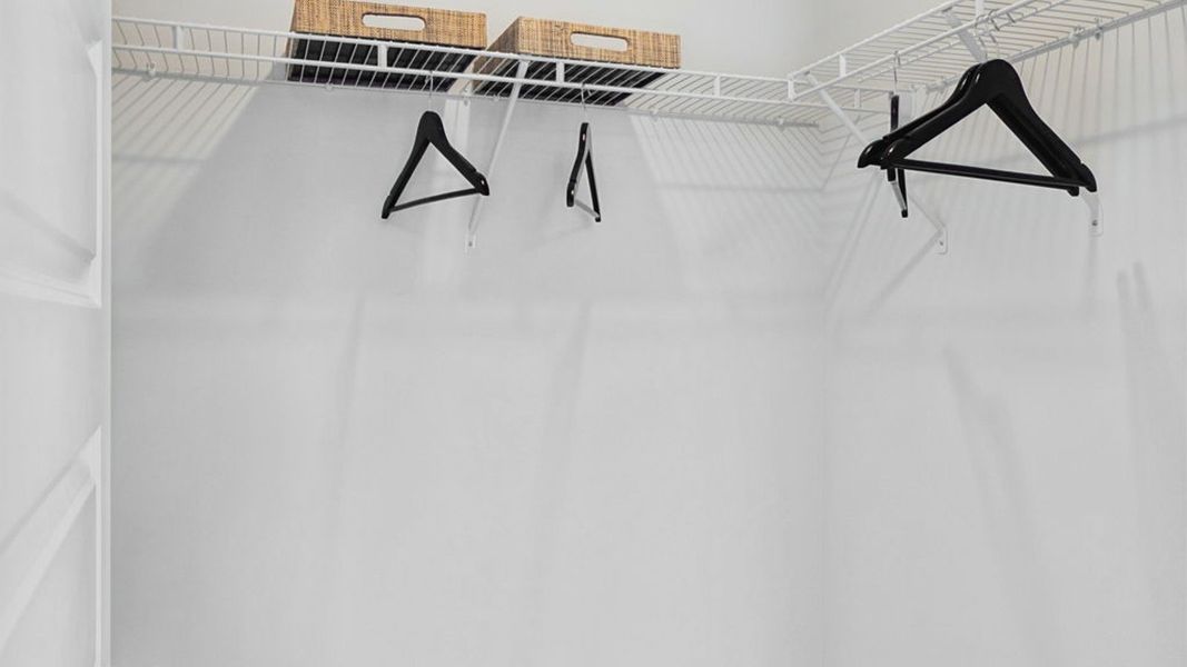 Representative interior finishes for a home built from the MILFORD A by D.R. Horton in Pottsview, Smyrna (Image 23).