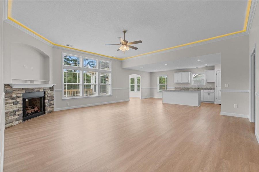 Spacious, unfurnished interior of a new home in Fall Creek, Inman (Image 12).