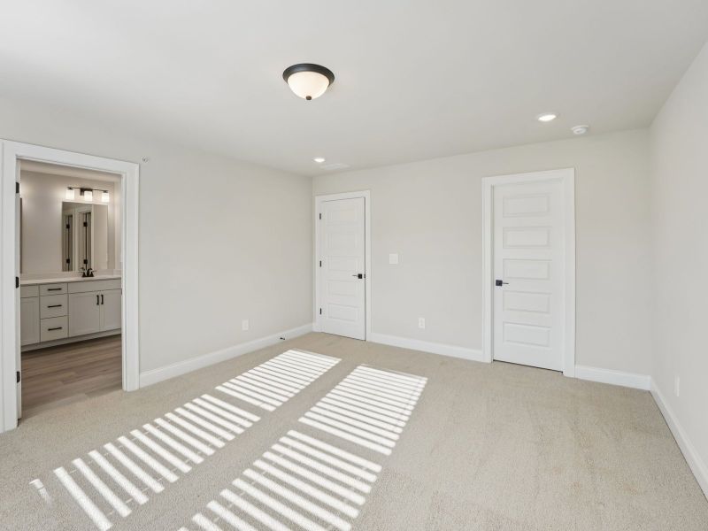 Spacious, unfurnished interior of a new home in Hemingway - Highland Series, Cumming (Image 15).