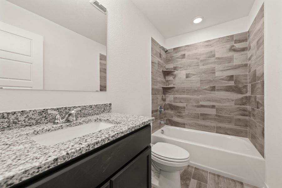 Furnished interior view inside a new home in Eagles Landing, Waco (Image 4).
