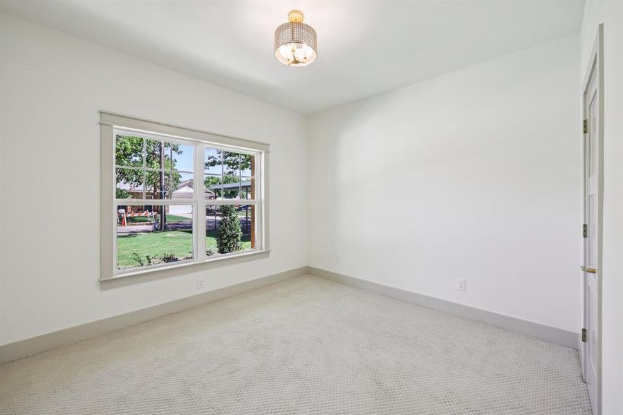 Spacious, unfurnished interior of a new home in , North Richland Hills (Image 22).