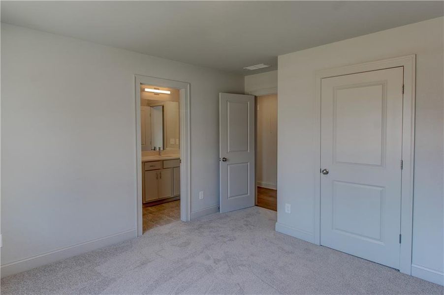 Spacious, unfurnished interior of a new home in , Conyers (Image 35).