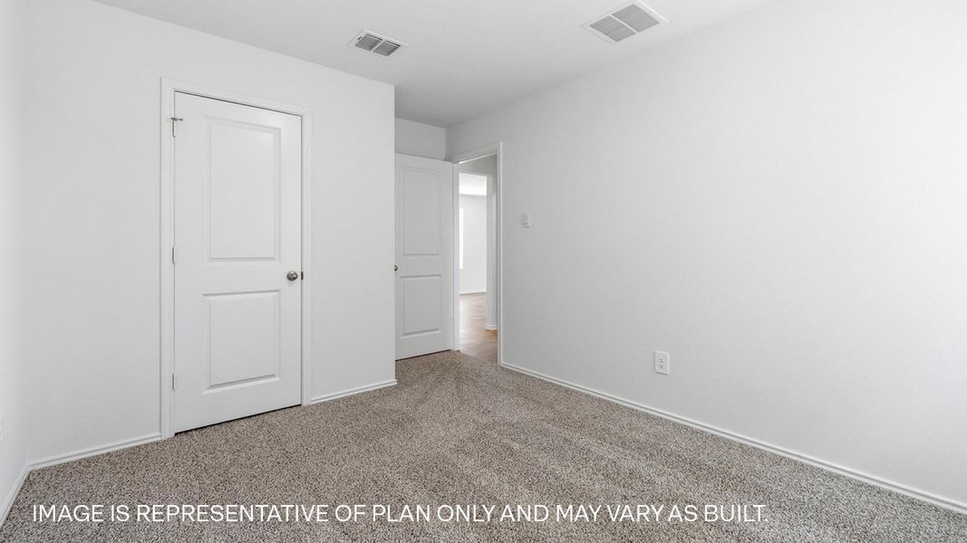Spacious, unfurnished interior of a new home in Watermill, Uhland (Image 16).