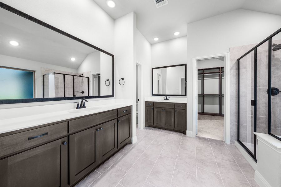Furnished interior view inside a new home in Creekview Farms, Greenville (Image 11).